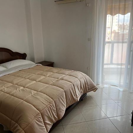 טיראנה City Central Apartment 2 מראה חיצוני תמונה