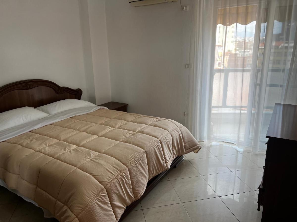טיראנה City Central Apartment 2 מראה חיצוני תמונה