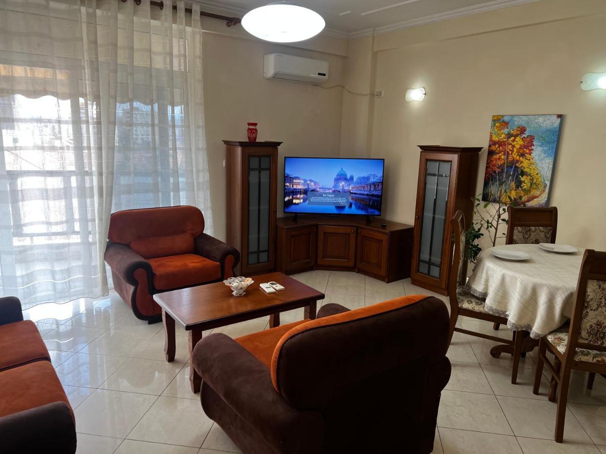 טיראנה City Central Apartment 2 מראה חיצוני תמונה